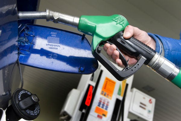 Kort geding tegen Staat om benzineaccijns