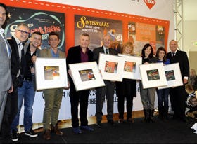 Nieuwe Sinterklaasboeken C1000 en DE