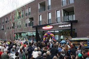 Jan Linders opent winkel in Venray