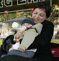 VVD: ‘Hef reclameverbod babyvoeding op