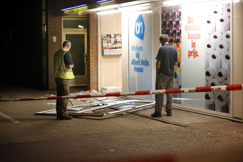 Een eerdere ramkraak op de AH in Heeze. Foto: Bert Jansen
