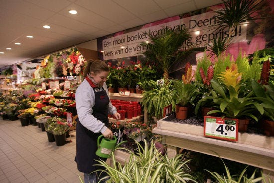 Een op drie retailmedewerkers denkt aan vertrekken