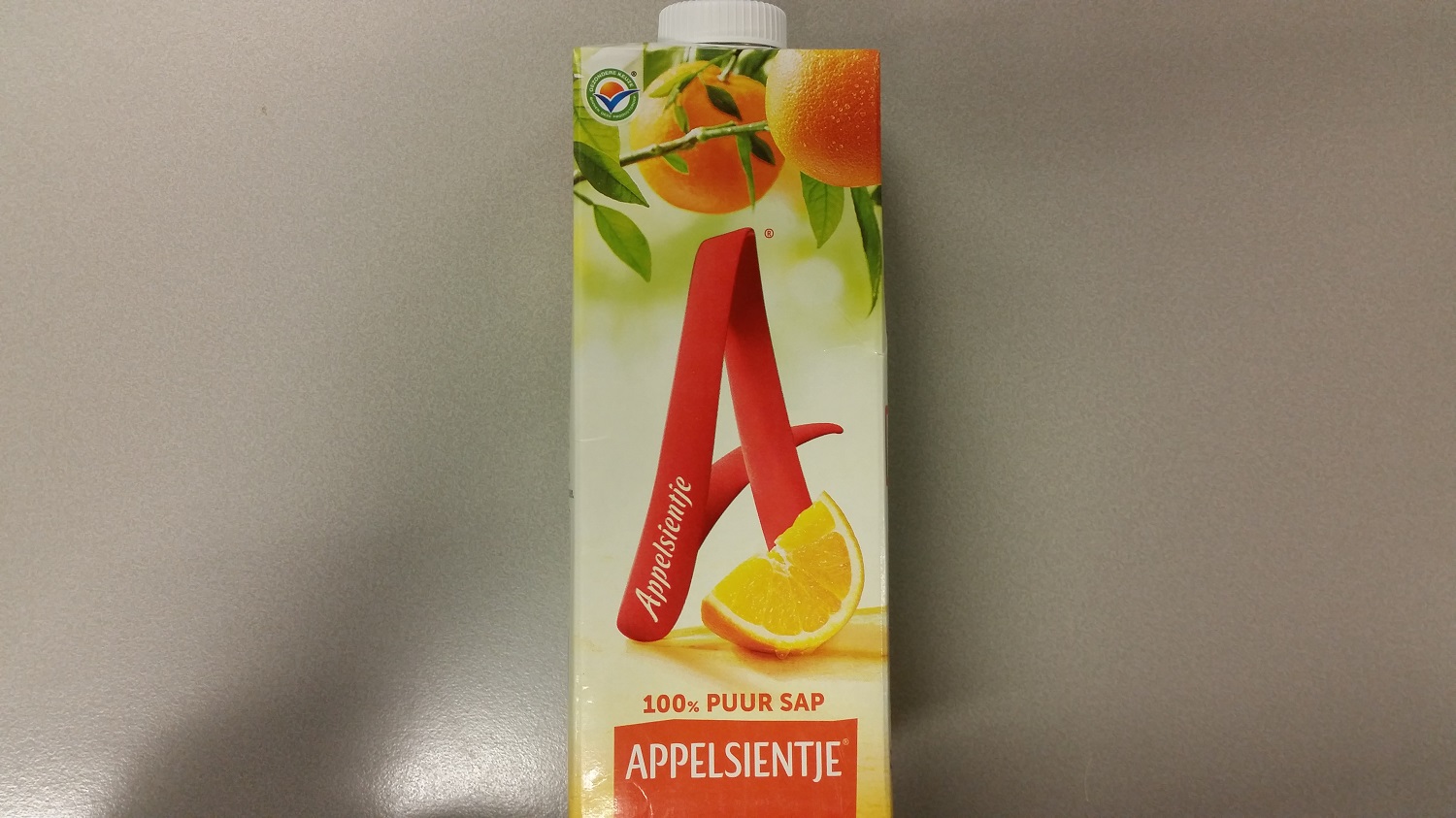 Het nieuwe pak van Appelsientje.