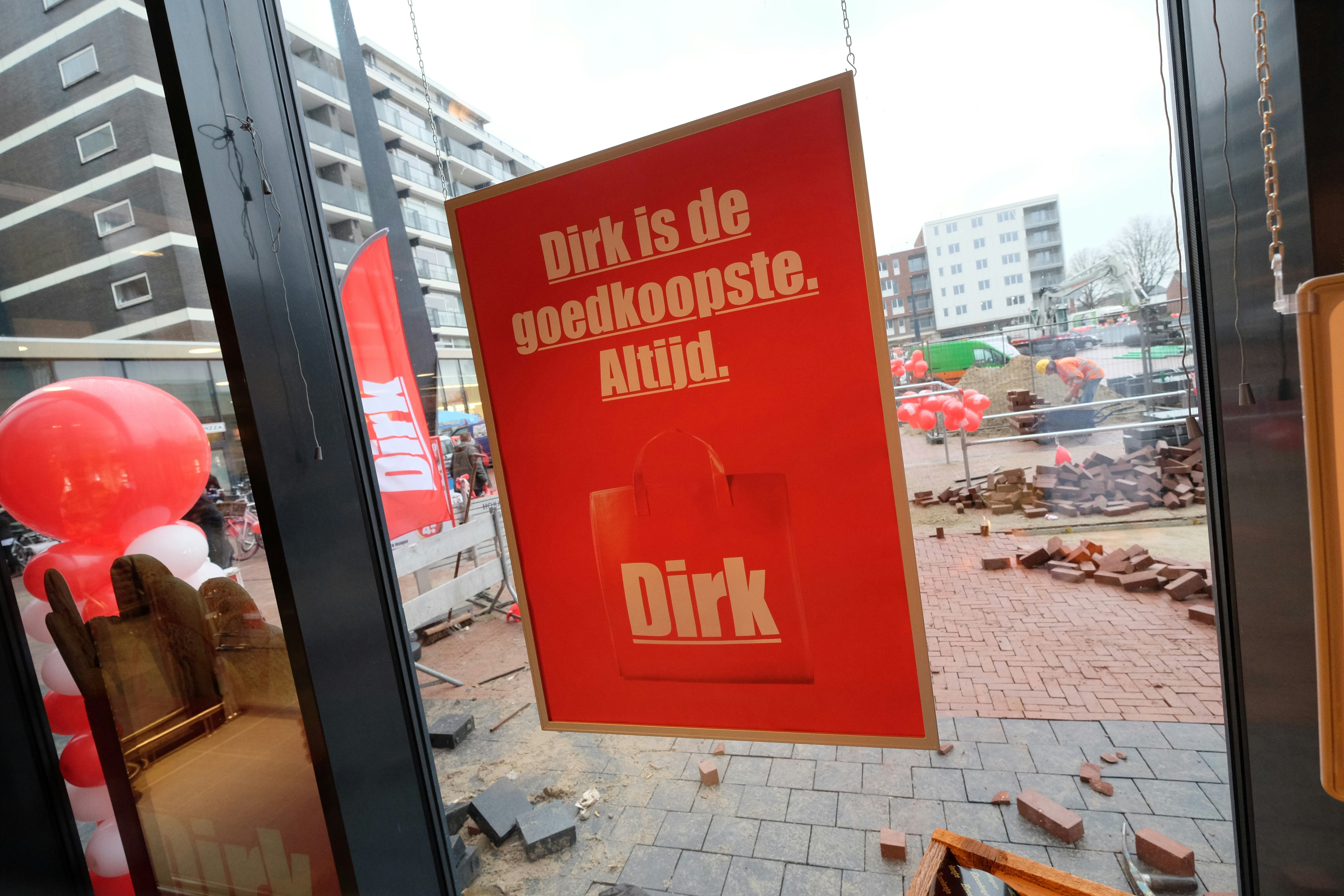 Dirk neemt na Deen-winkel ook MCD over