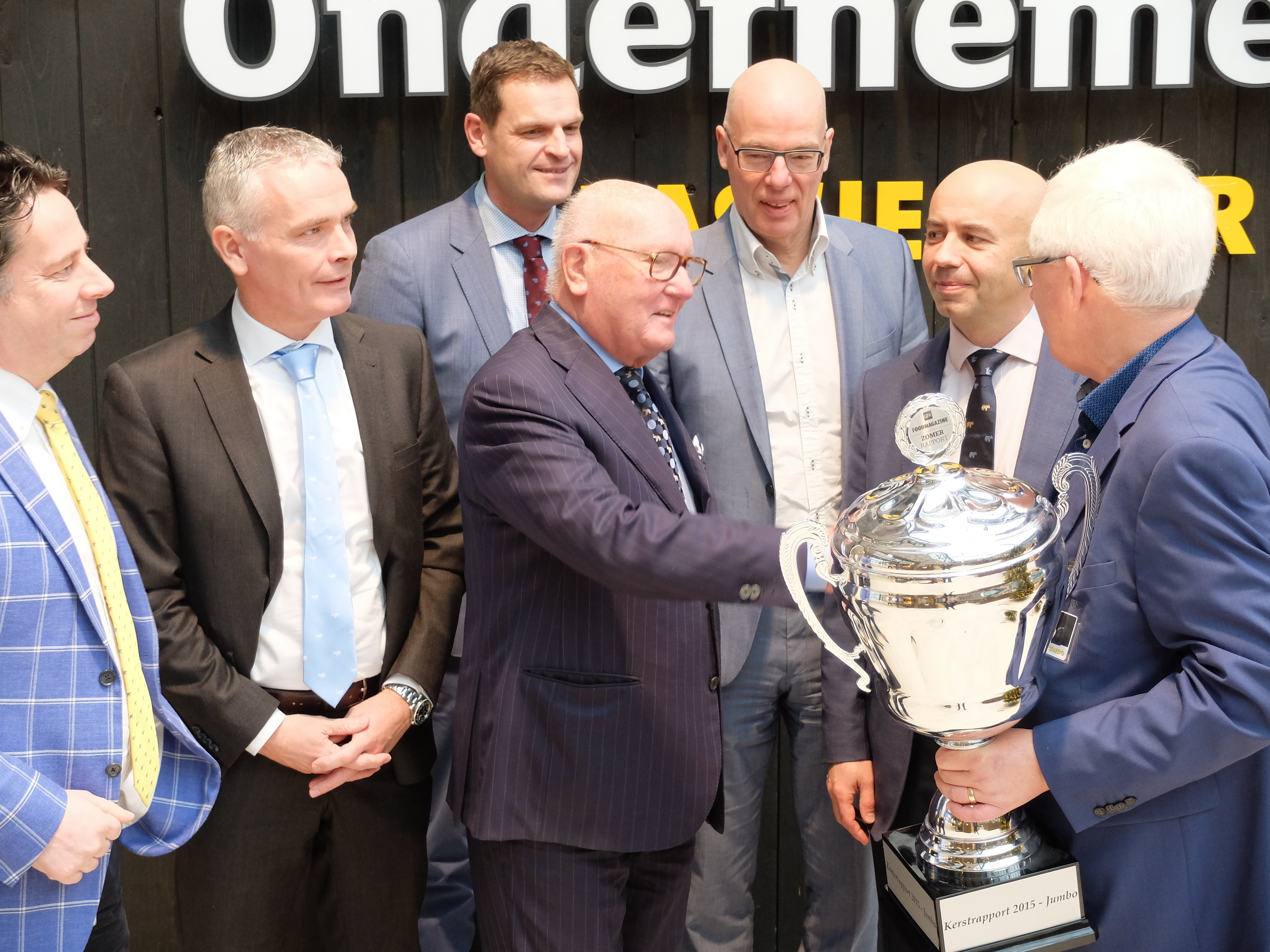 In december nam Jumbo de beker in ontvangst als de nummer één in het Kerstrapport.