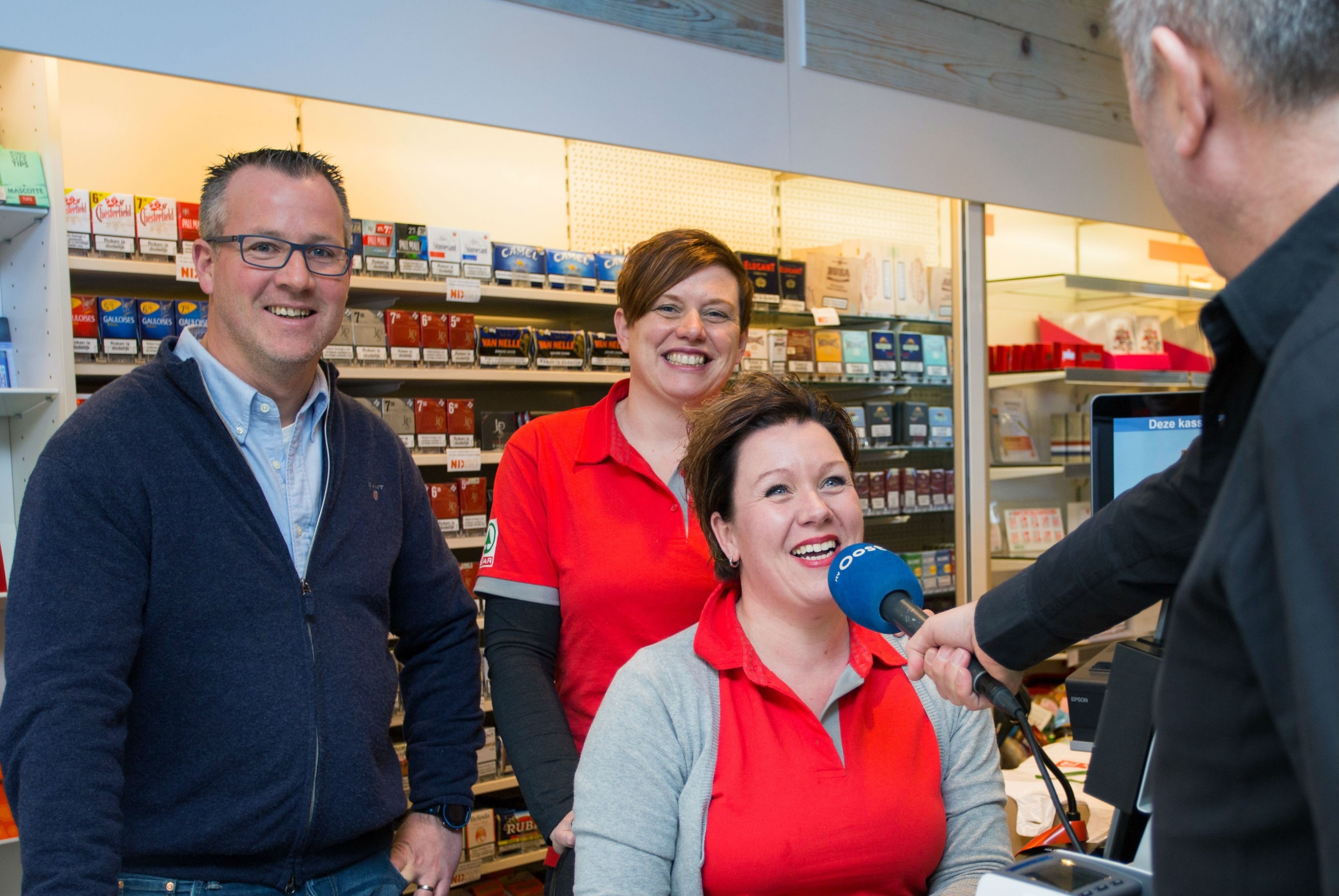 RTV Oost verzorgde in maart een radio-uitzending uit Spar Pierik in Hardenberg.