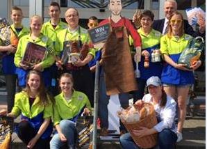 Het team van Jan Linders beloont de brandweerlieden zaterdag.