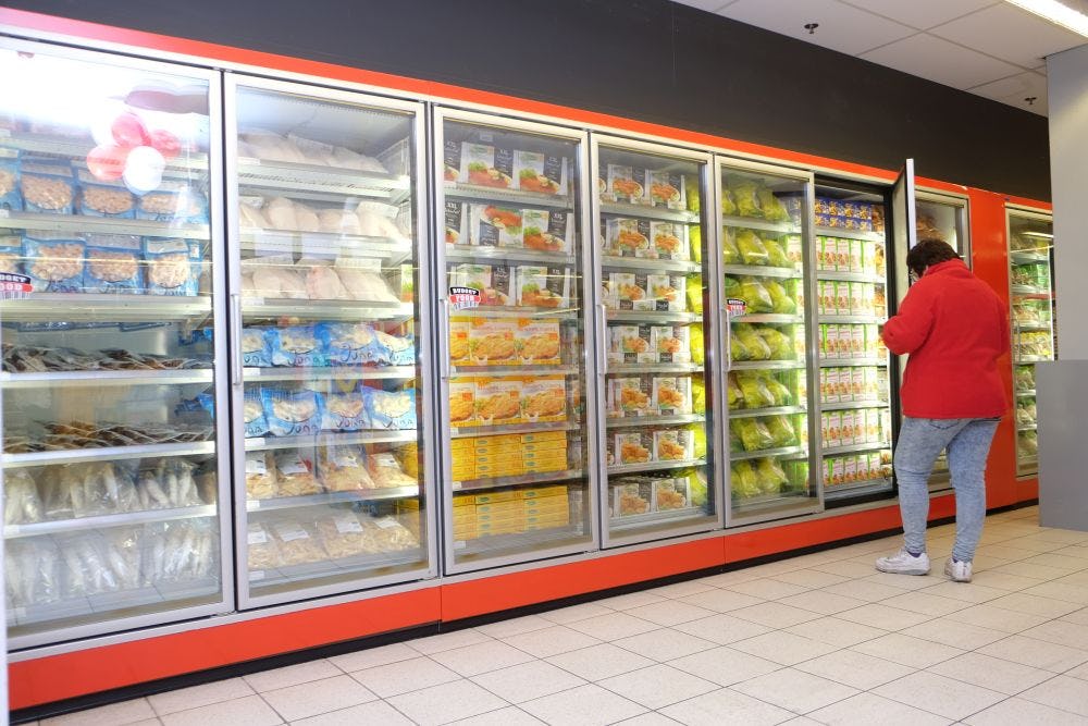 Ook voor het diepvries-assortiment geldt dat alles afkomstig is uit restpartijen en dat de afloopdatum meestal korter is.