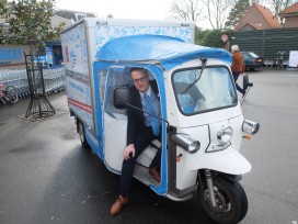 Een tuktuk van Hoogvliet