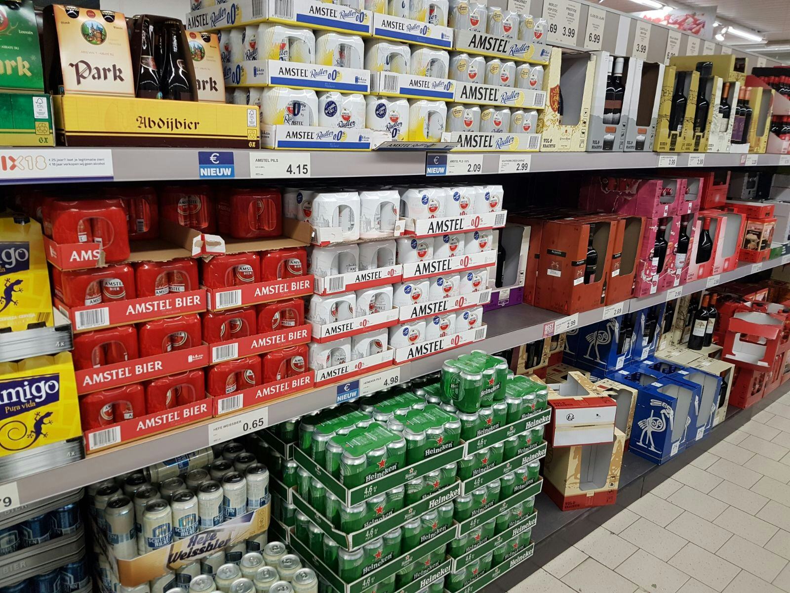 Aldi verkoopt zowel Heineken als Amstel