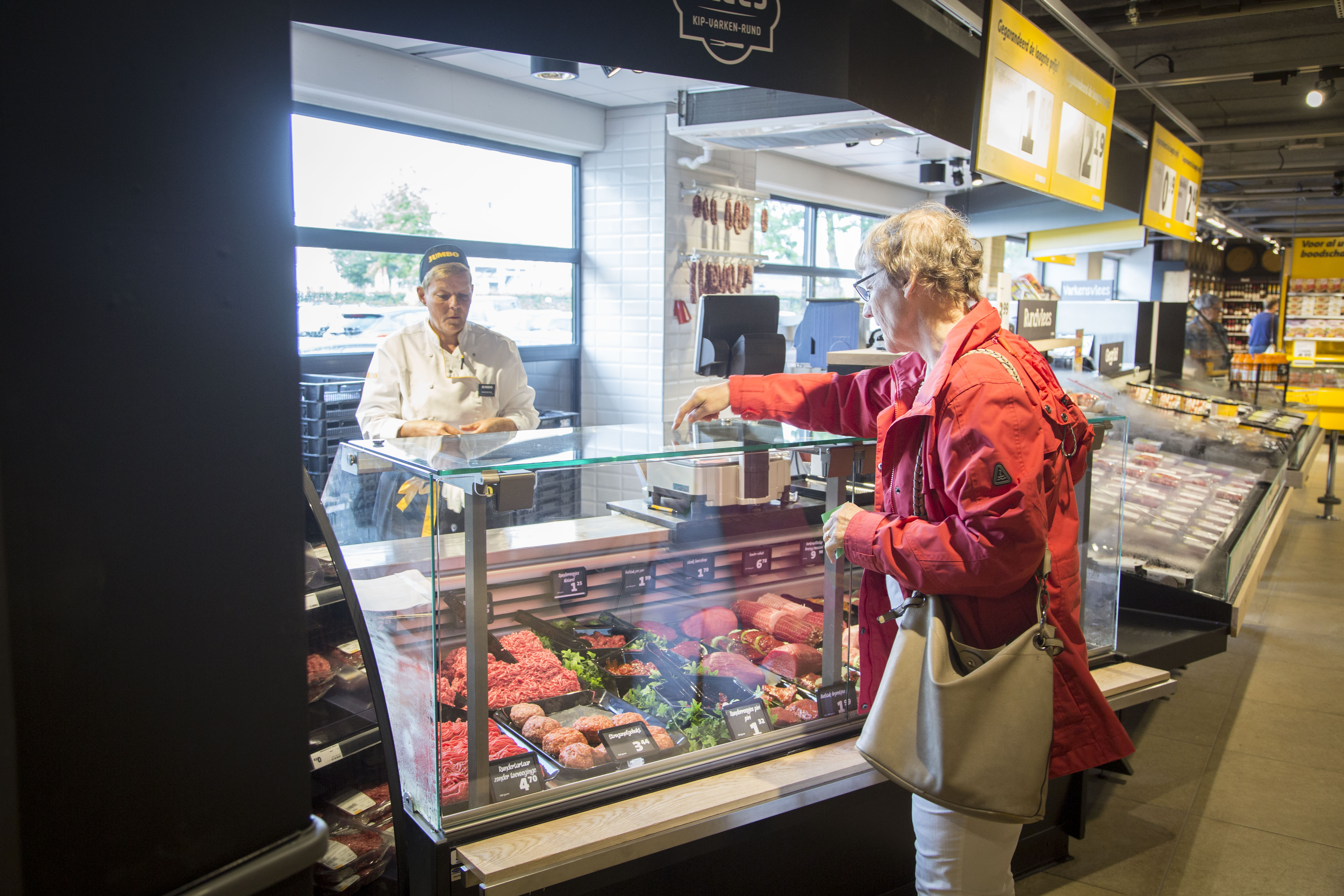 Vlees is ook nog gewoon in de bediening verkrijgbaar en het betreft niet alleen luxe-vlees. Foto: Koos Groenewold