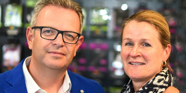 Salesmanager Remco Smit en Marketing Manager Brenda van Leeuwen.