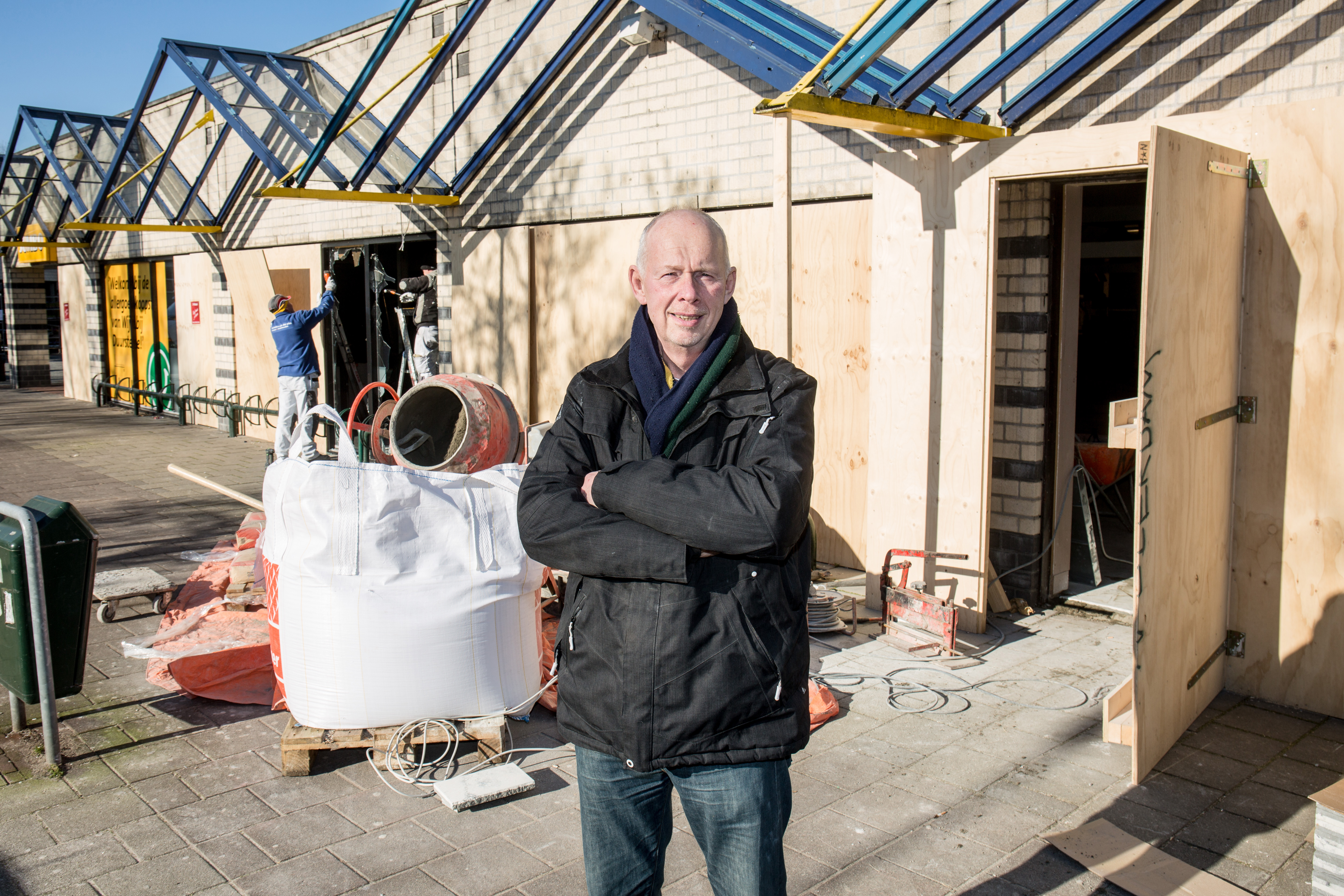 DE Jumbo van Theo van Beek is totaal vernield bij een plofkraak.