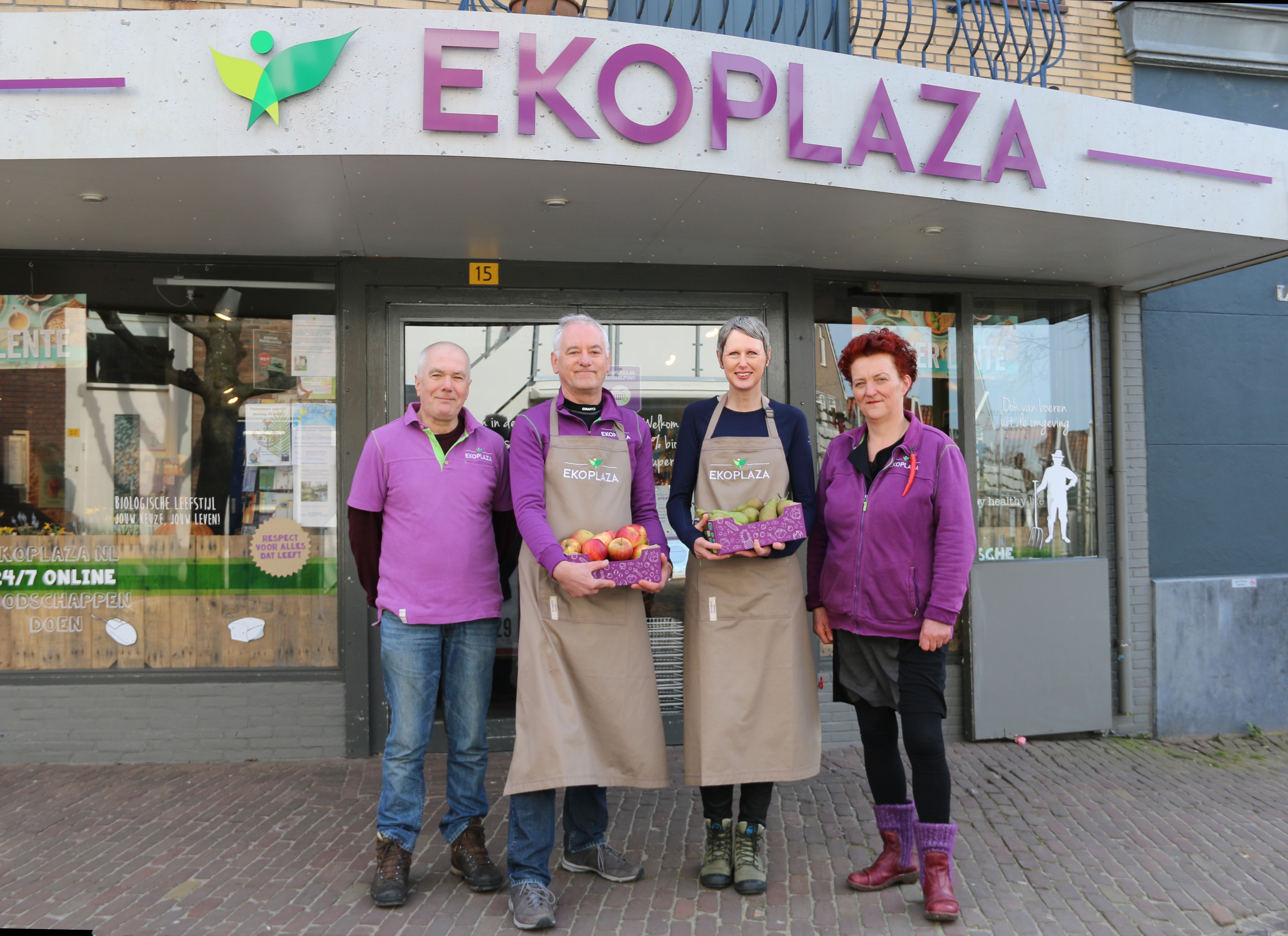 V.l.n.r.: Peter Koster, Donald de Vrind, Bianca Witte en Hannie van Blaaderen. Foto: Texelse media