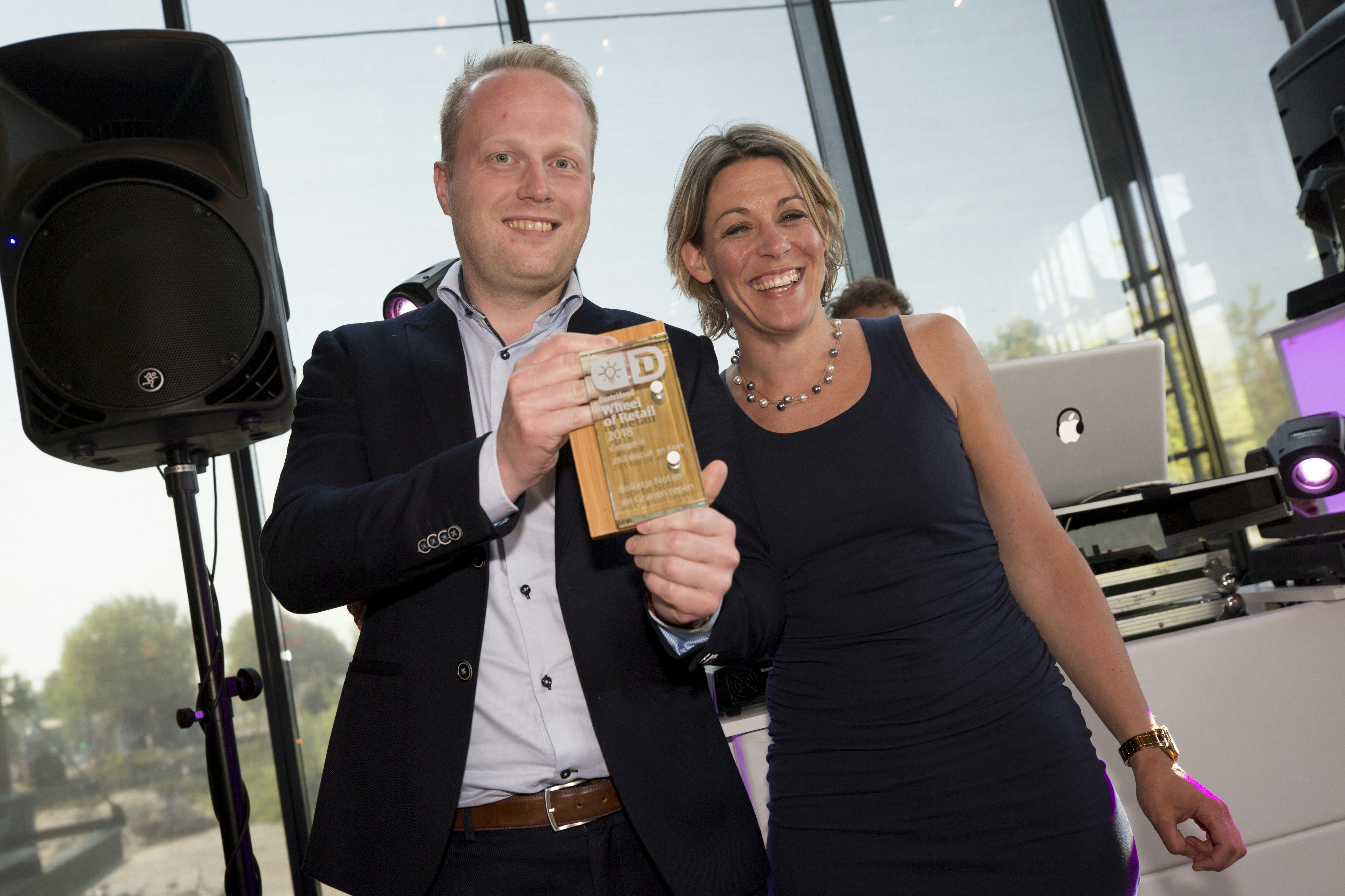 Senior trademarketeer Dennis Berg en senior productmanager Susan Koelen.