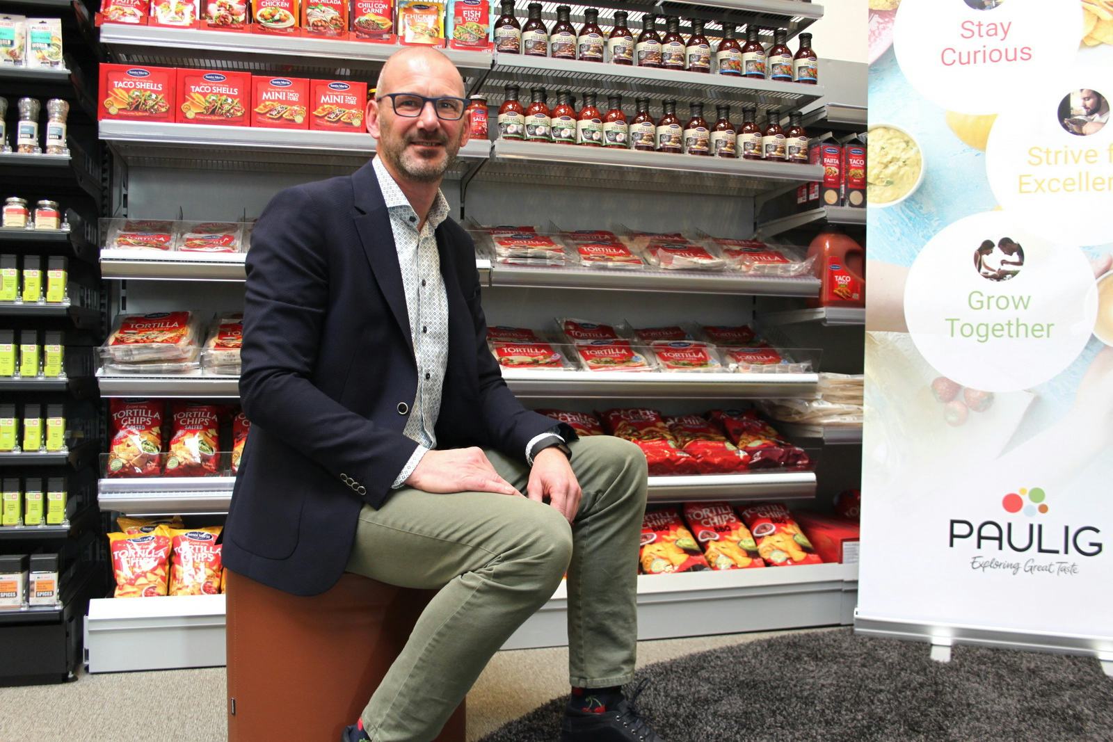 Arthur Ham, country manager Benelux bij Paulig Foods: ‘Een schappresentatie gecombineerd met een duidelijke verwijzing naar de versafdeling, levert de handel een zeer interessante margeverbetering op’.