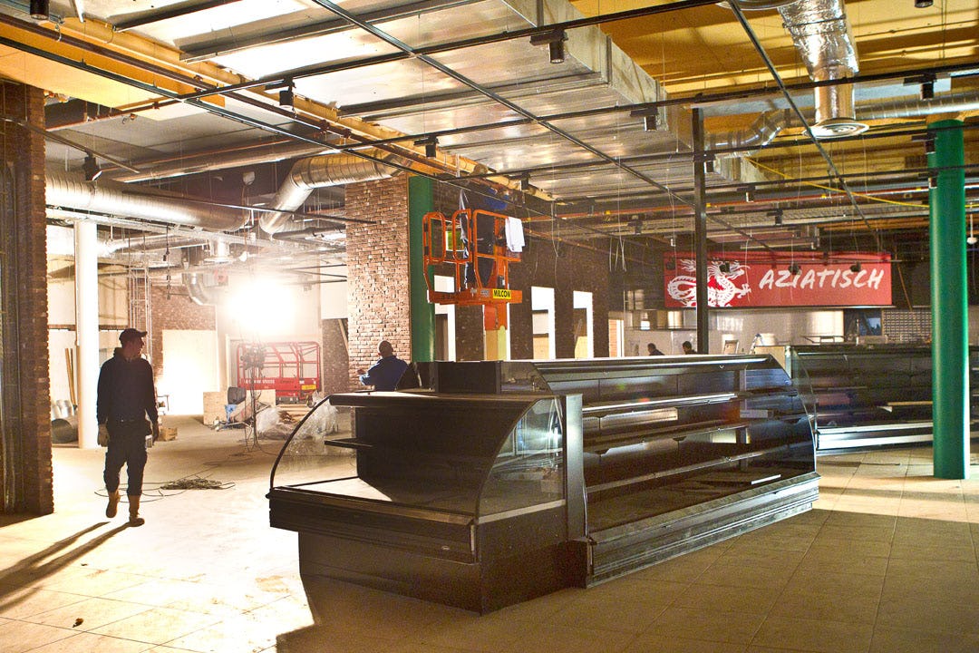 2012: Bredase Jumbo Foodmarkt in aanbouw. Foto: Peter Roek