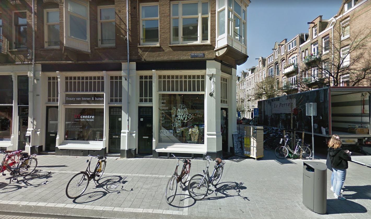 Amsterdamse Stach-vestiging op Google Streetview, september 2019.