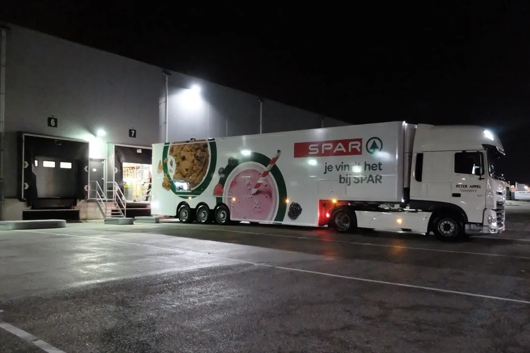 Met de Spar-dubbeldekkertruck naar Texel