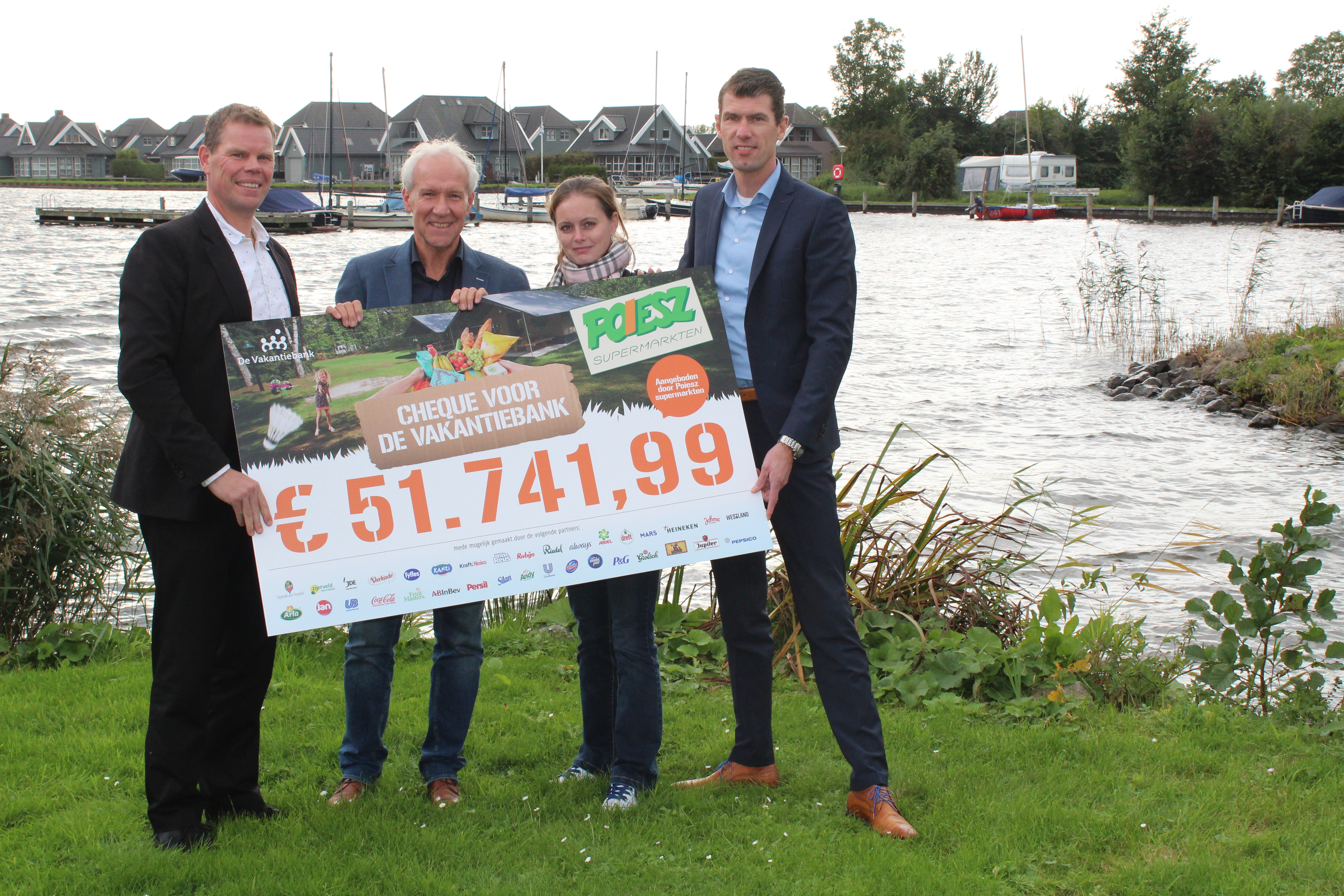 Op de foto, v.l.n.r.: Richard Poiesz, Pim Loeff, Angela Sluijsmans en Jan Hoitema. Foto: Poiesz.