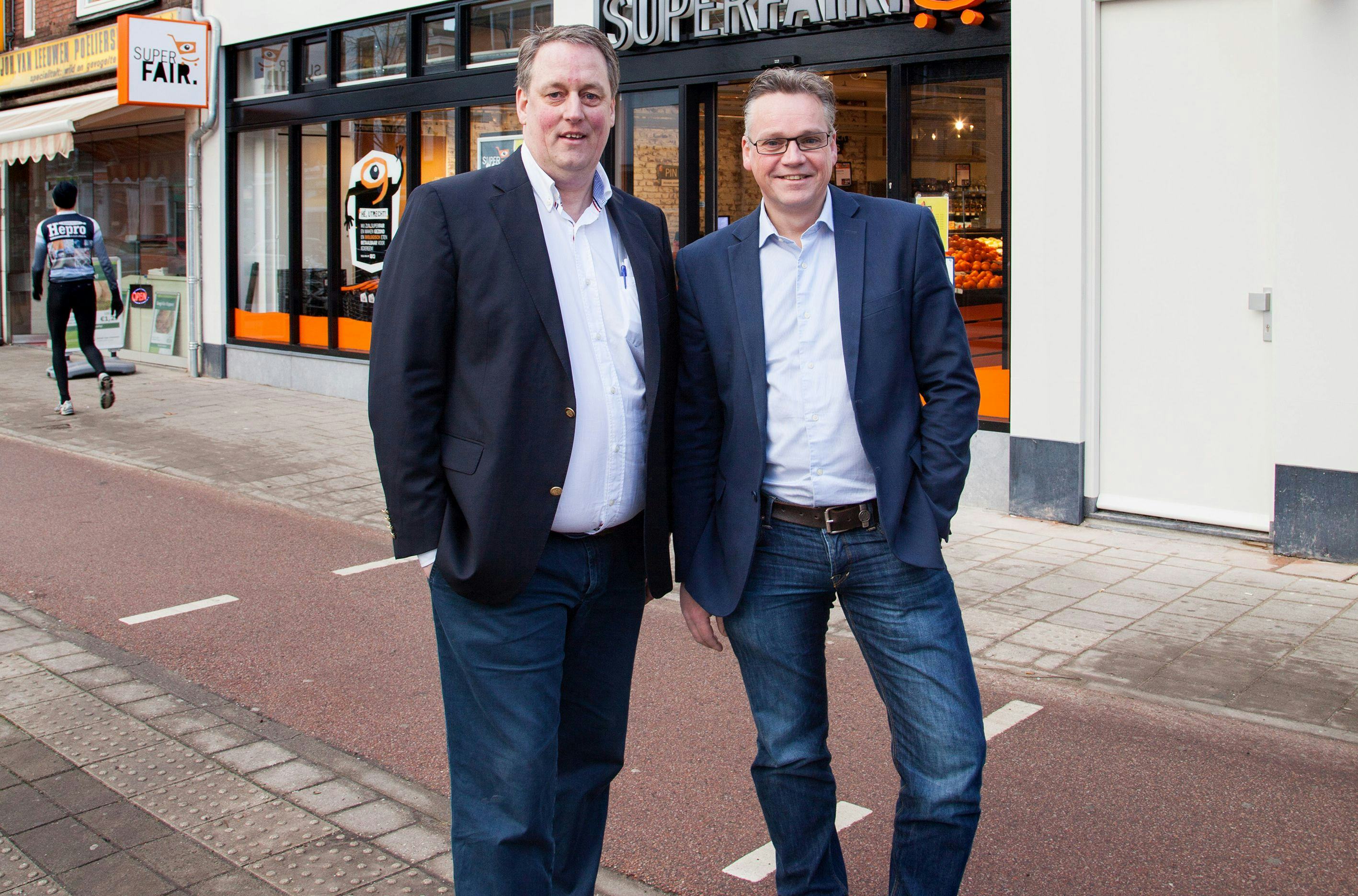 Harrie Westra (links) bij de opening van Superfair in Utrecht. Archieffoto: Herbert Wiggerman