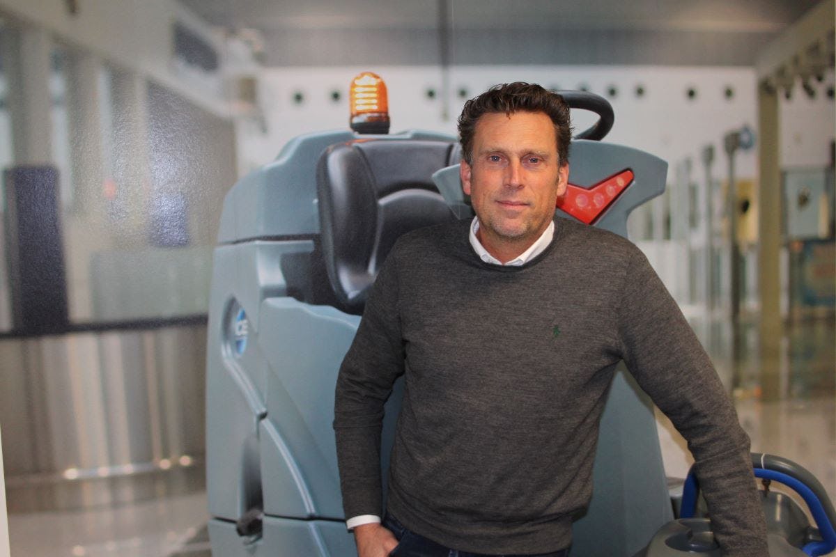 Rob Stokkel van ICE Benelux: ‘Schoonmaakrobots lossen veel problemen en tijd op.’