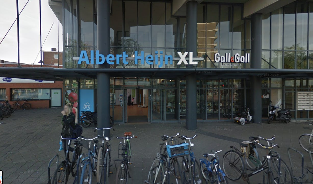 AH XL aan het Osdorpplein in Amsterdam. Bron: google streetview