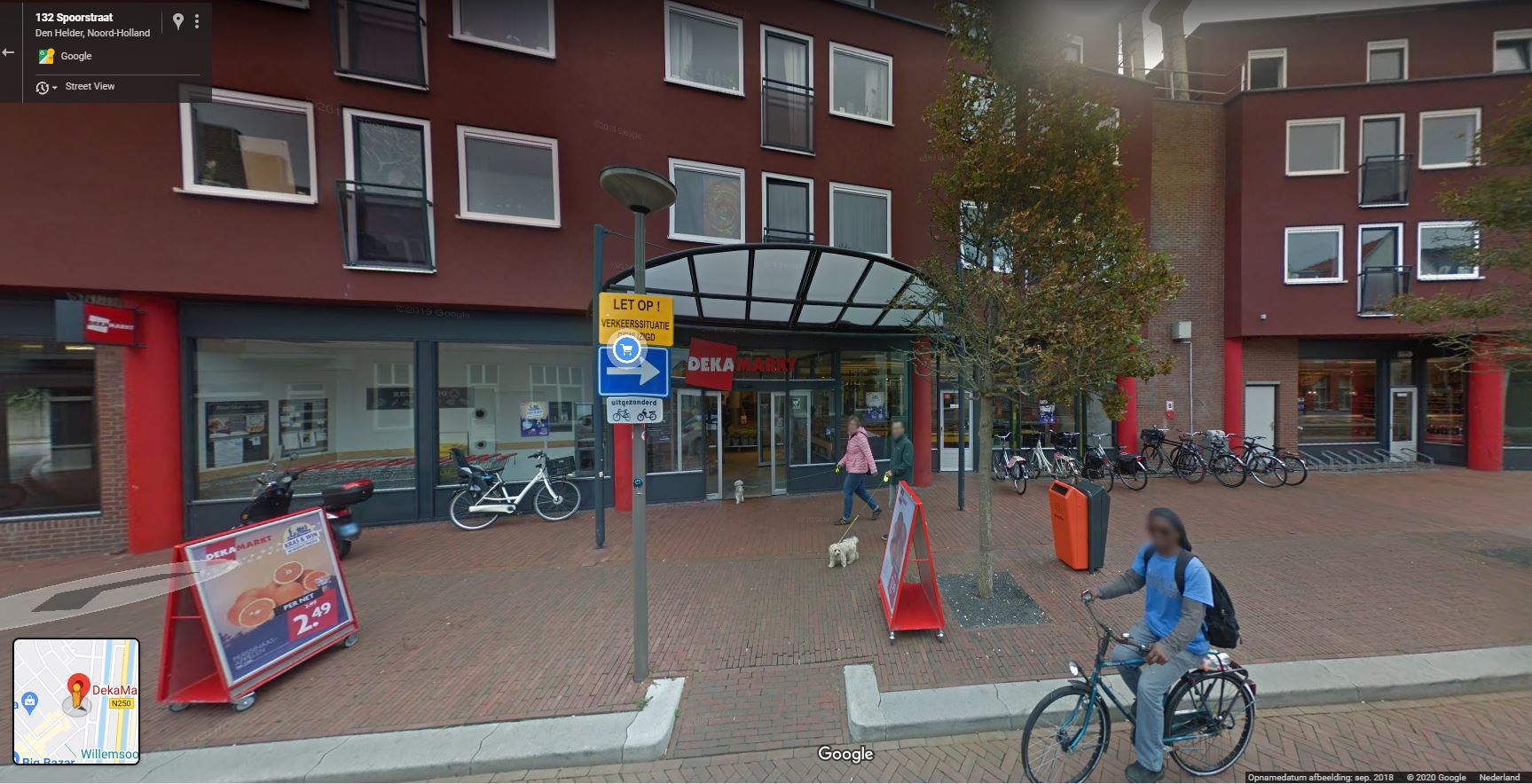 De Dekamarkt aan de Spoorstraat in Den Helder sluit in september. Foto: Google Streetview.