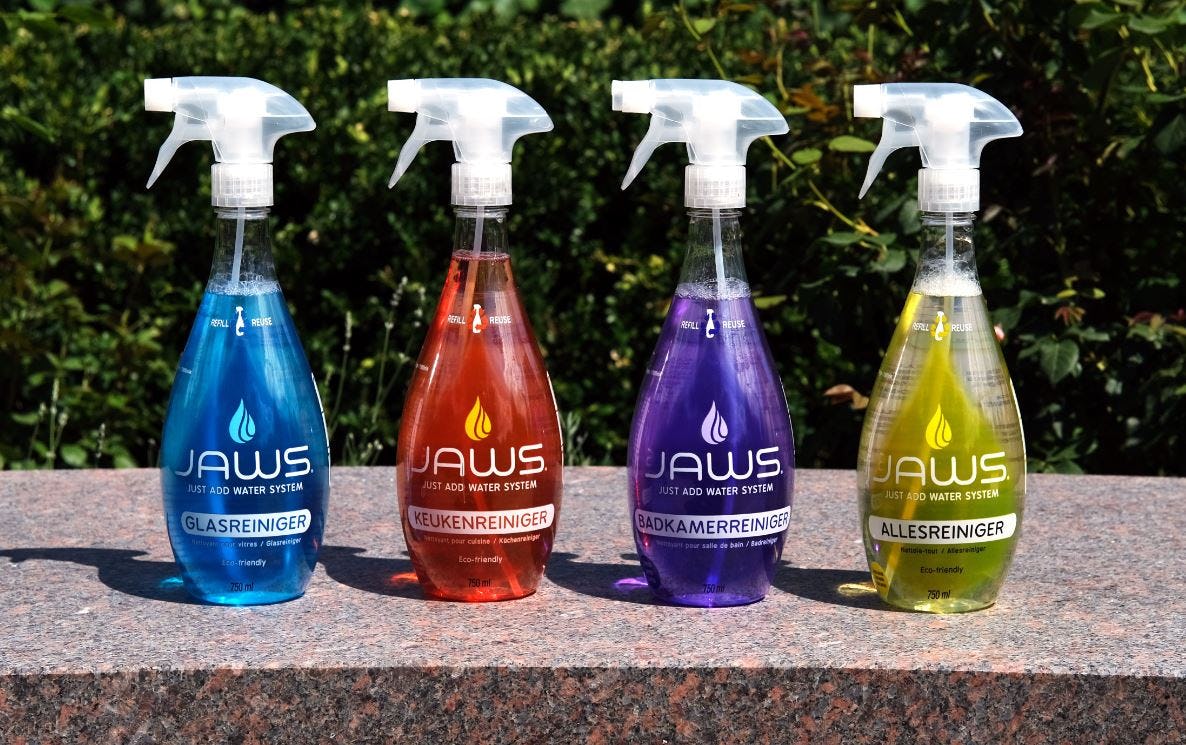 De sprays van het merk JAWS. Foto: Albert Heijn