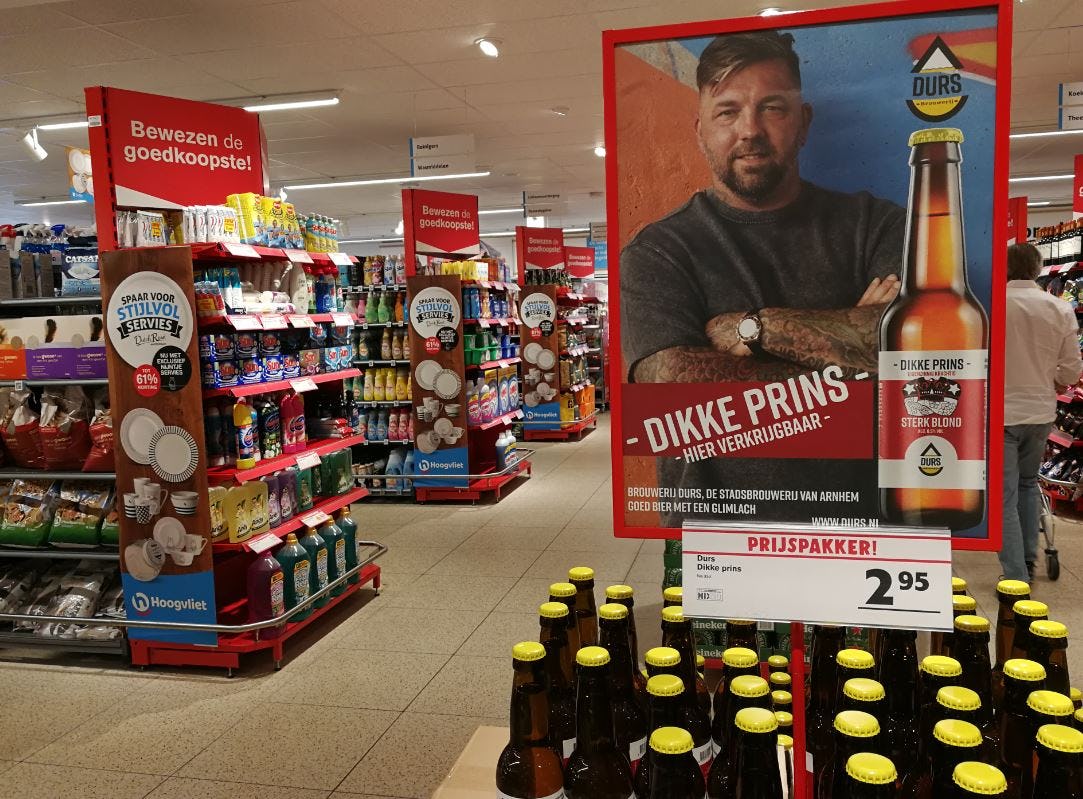 Bier Theo Janssen in supers Arnhem en Twente