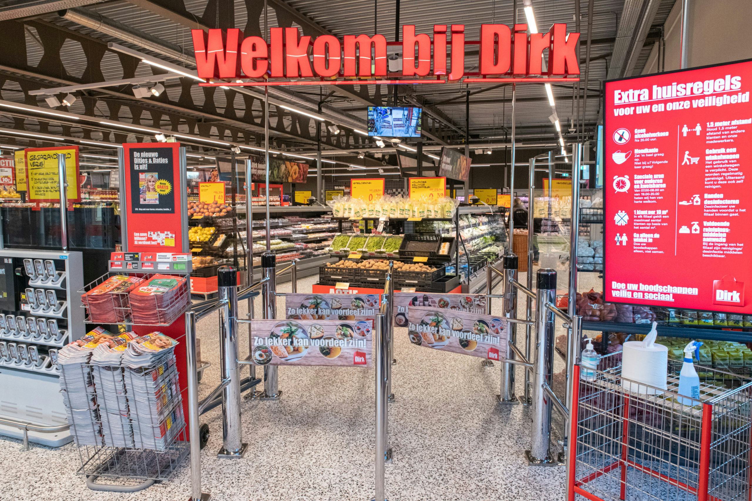 De entree van de nieuwe vestiging van Dirk in Volendam. Foto: Dirk
