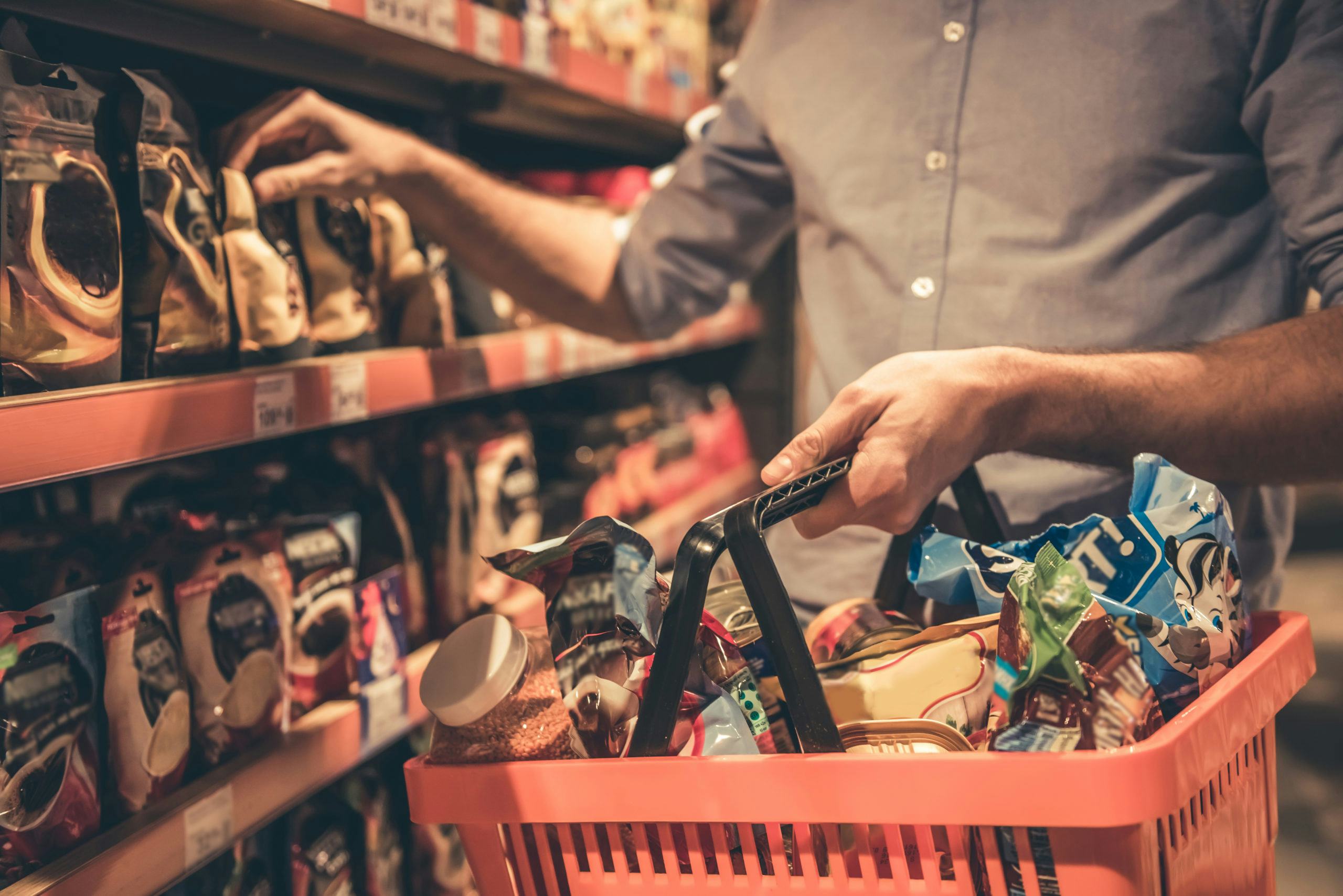 Drukte in de winkel blijkt op meerdere vlakken invloed te hebben op het aankoopgedrag. Foto: Shutterstock