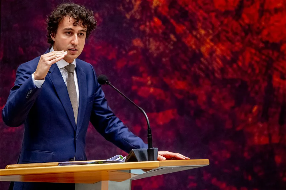 Klaver (GL) wil directies supers op matje roepen