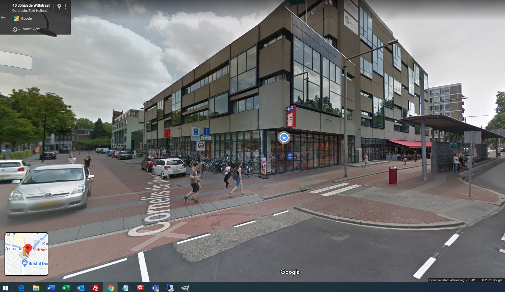 Het Dirk-filiaal waar het 'bierverbod' voor zou gaan gelden. Foto: Google Streetview.
