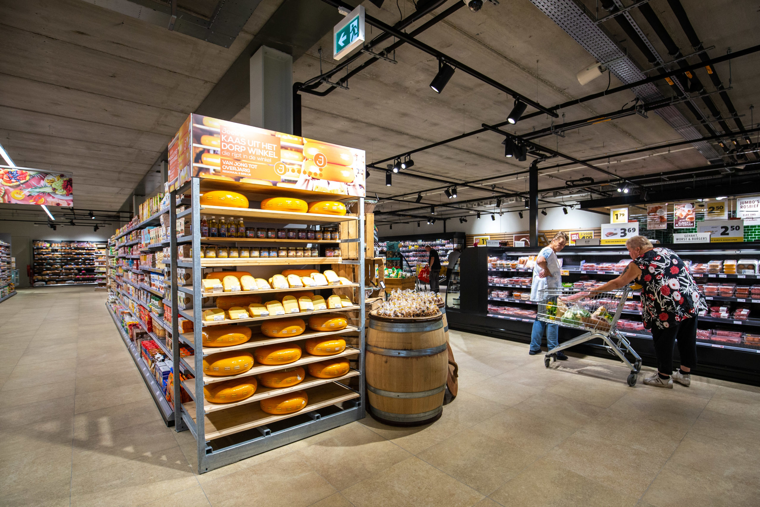 Een kaasschap in Jumbo Monique in Zwaagdijk. Foto: Sebastiaan Rozendaal