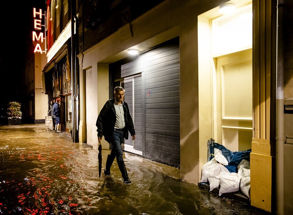 Een foto van de wateroverlast in Valkenburg Bron: ANP