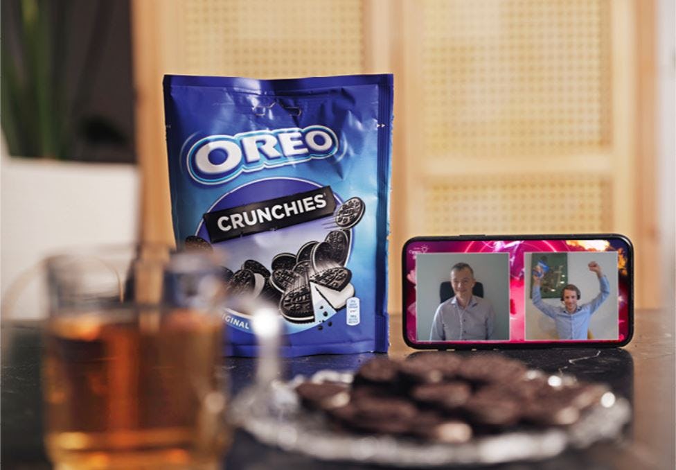 Peter van Vliegen viert de overwinning van Oreo Crunchies. Foto: Michel Zoeter/bewerking: Colorscan