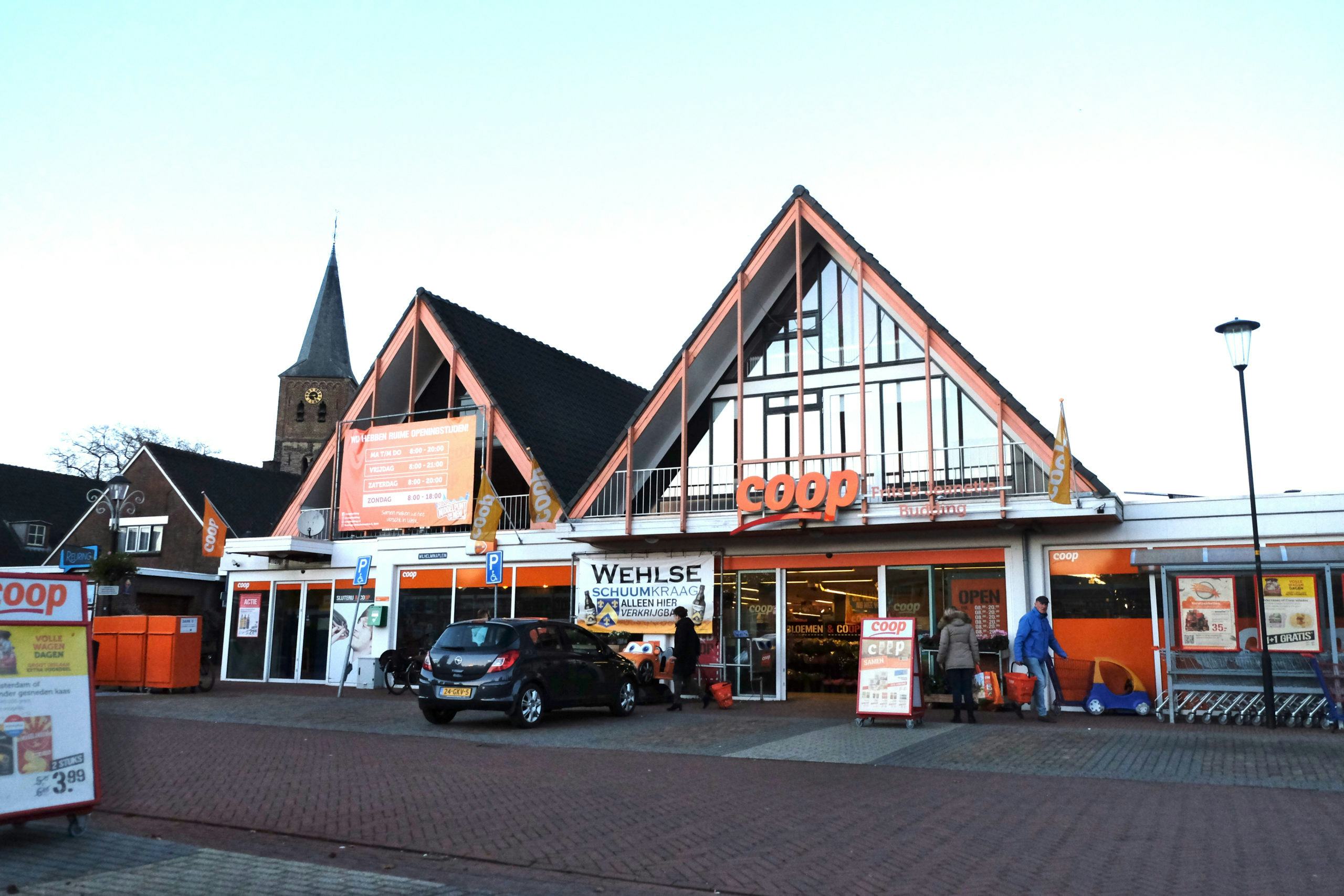 De Coop in het Gelderse Wehl is een van de Coop-vestigingen niet verder gaat als Plus. Boni is de nieuwe eigenaar. Foto: Distrifood