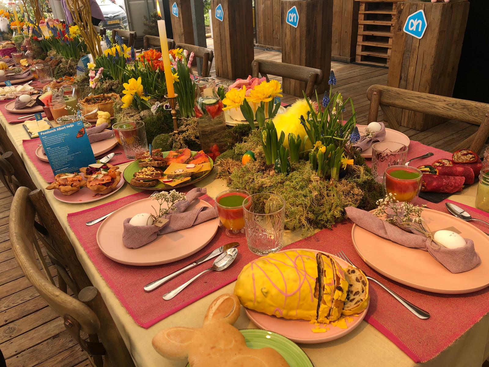 De paaslunch van Albert Heijn. Foto's: Distrifood