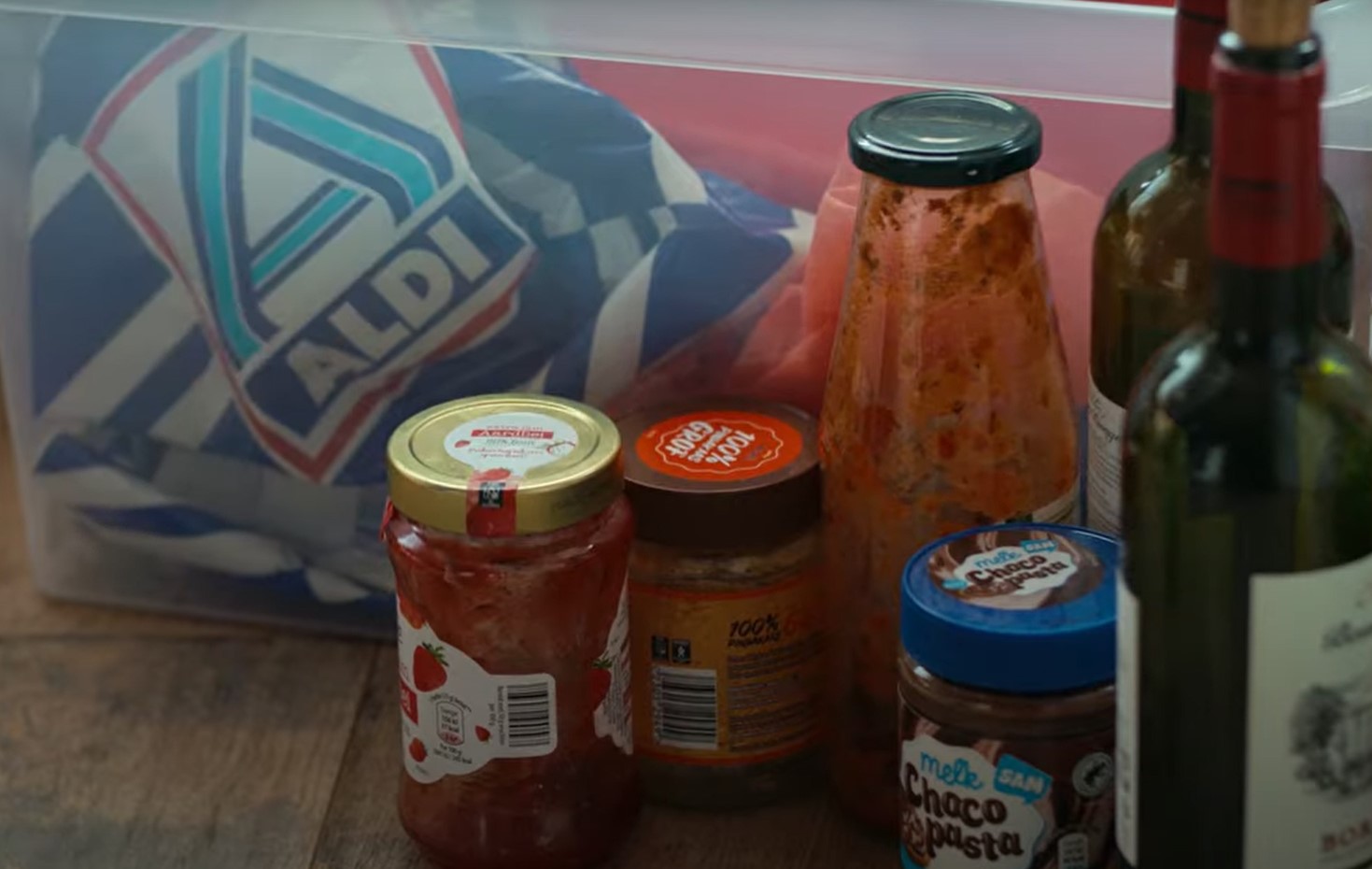 Aldi ontbijtreclame, still uit youtubevideo