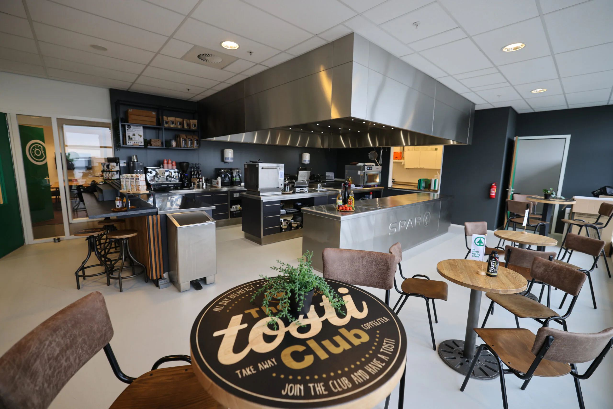 VFN#8837 Spar Foodservice in Waalwijk. Praktijkruimte.