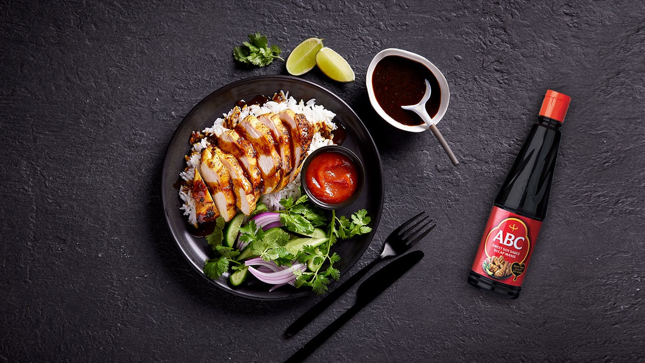 Oriental Merchant zet soja- en chilisauzen van ABC in de picture