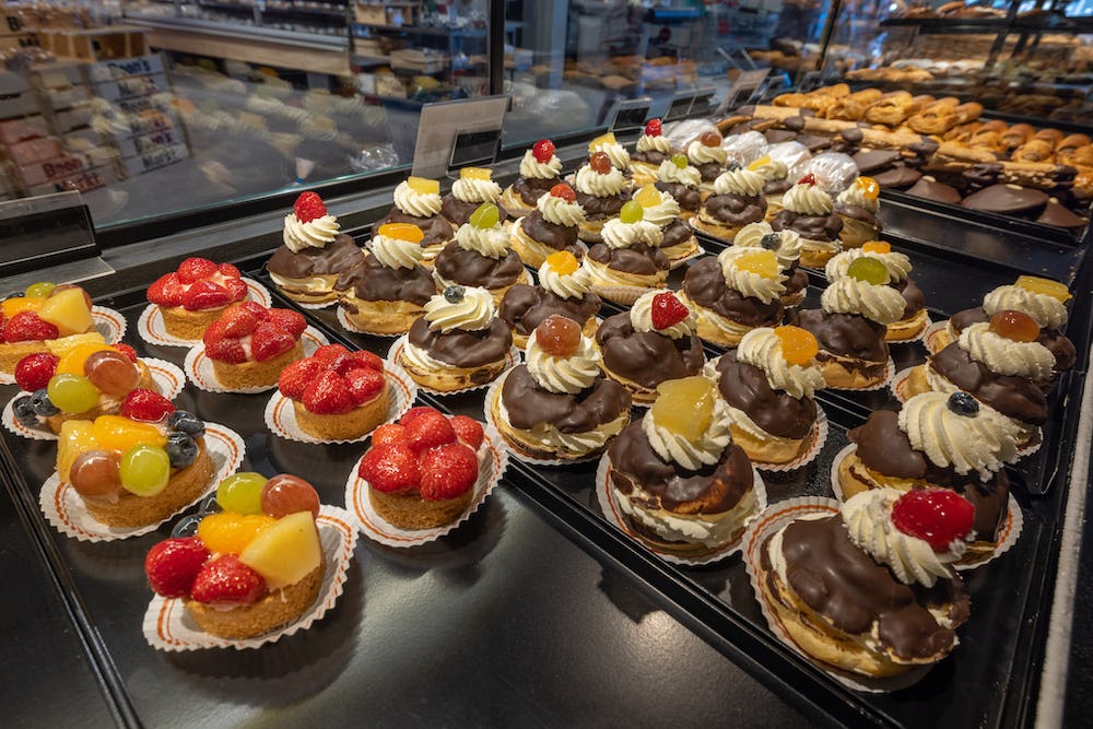 De bakkerij-afdeling van Boon's Dagmarkt in Wolphaartsdijk