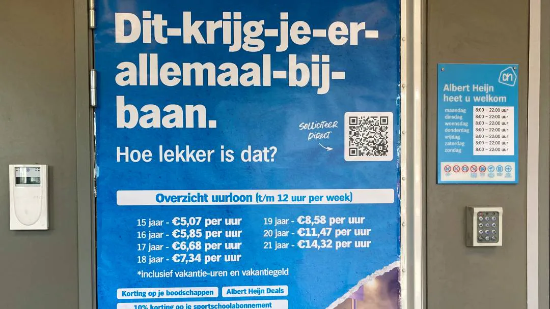 Hoe supermarkten tot het uiterste gaan om jongeren voor bijbaan te strikken