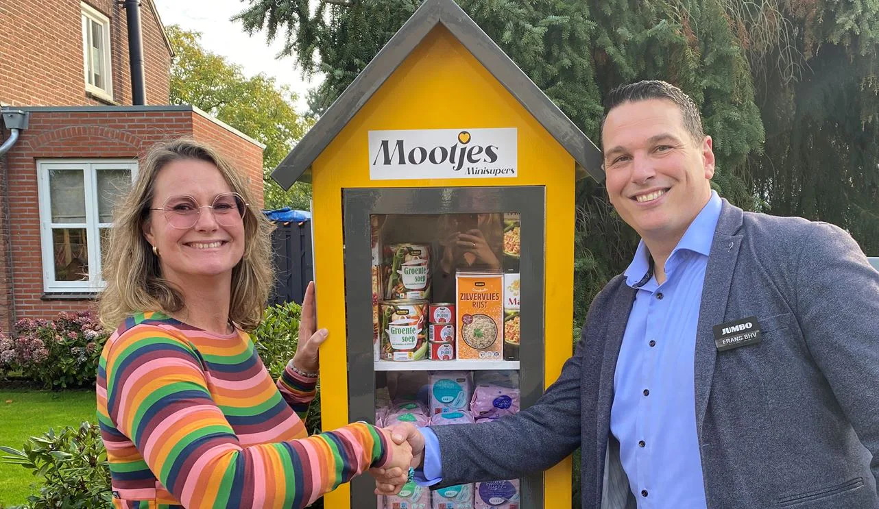 Eerste sociale Mootjes minisuper van Jumbo Monique buiten Noord-Holland