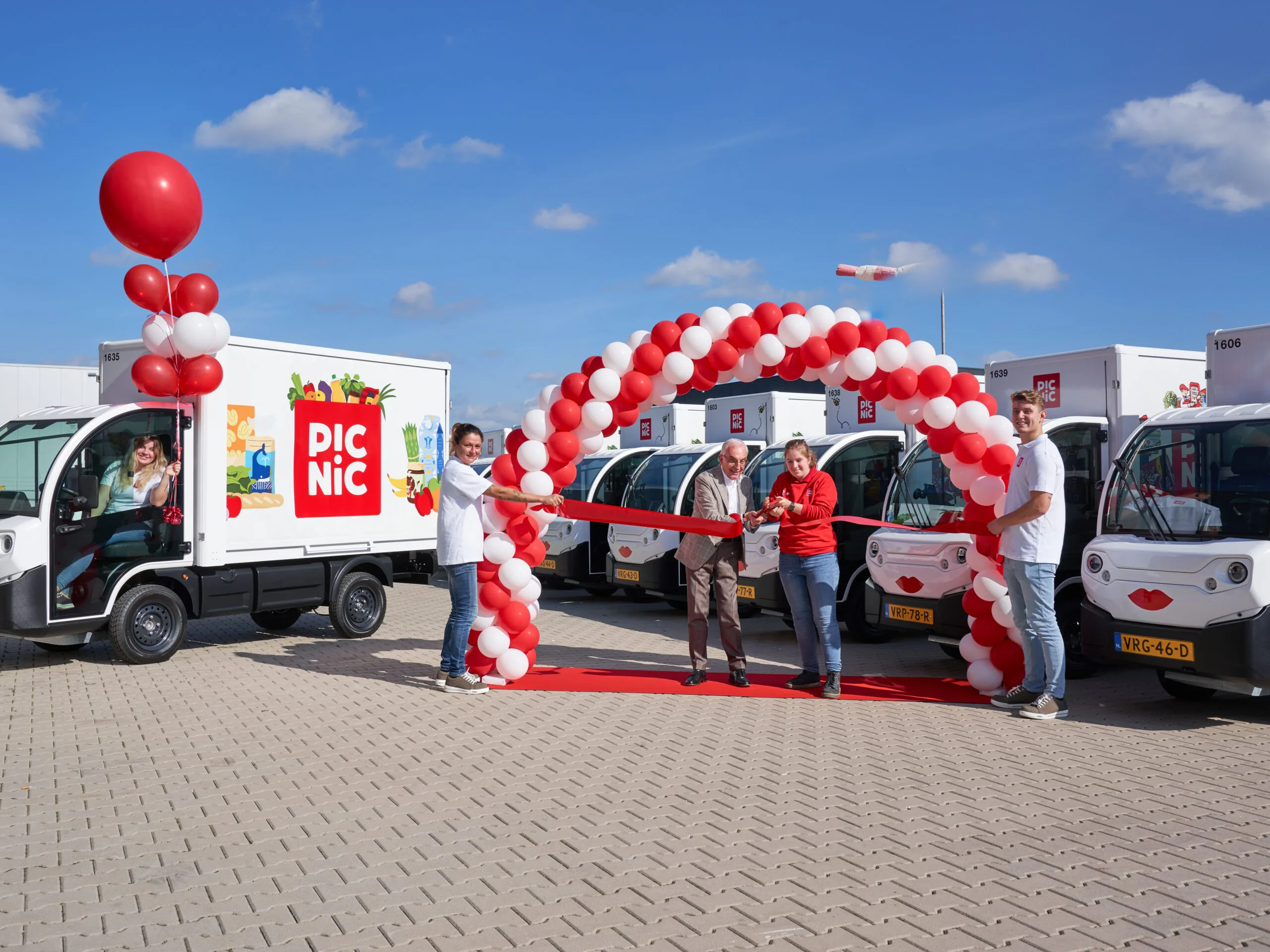 Picnic breidt uit en opent bezorghub in Roermond