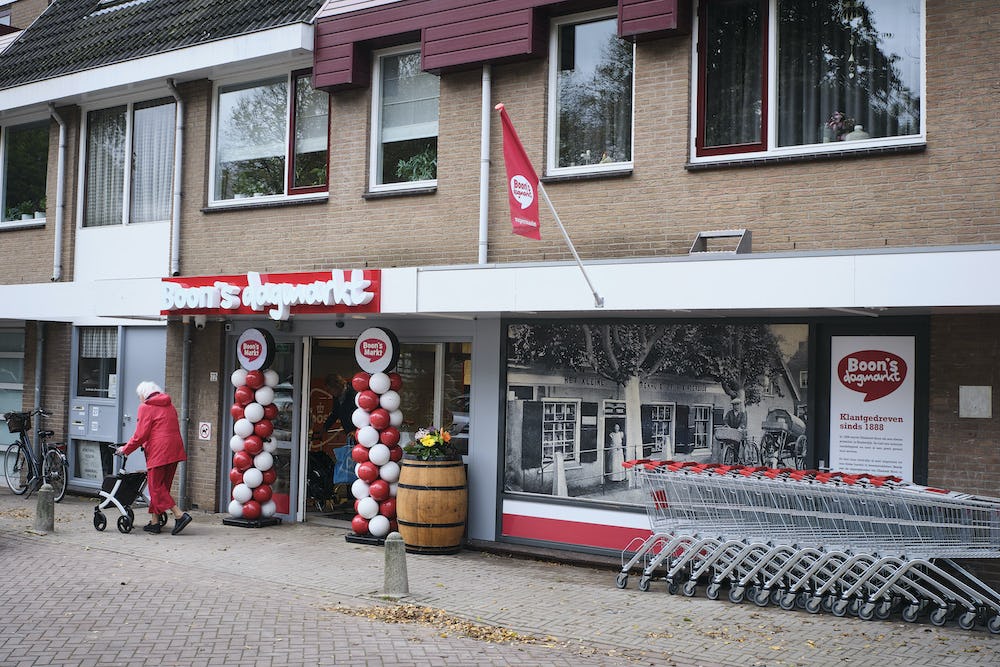 De Boon's Dagmarkt in Stompwijk. Foto : Fred Libochant