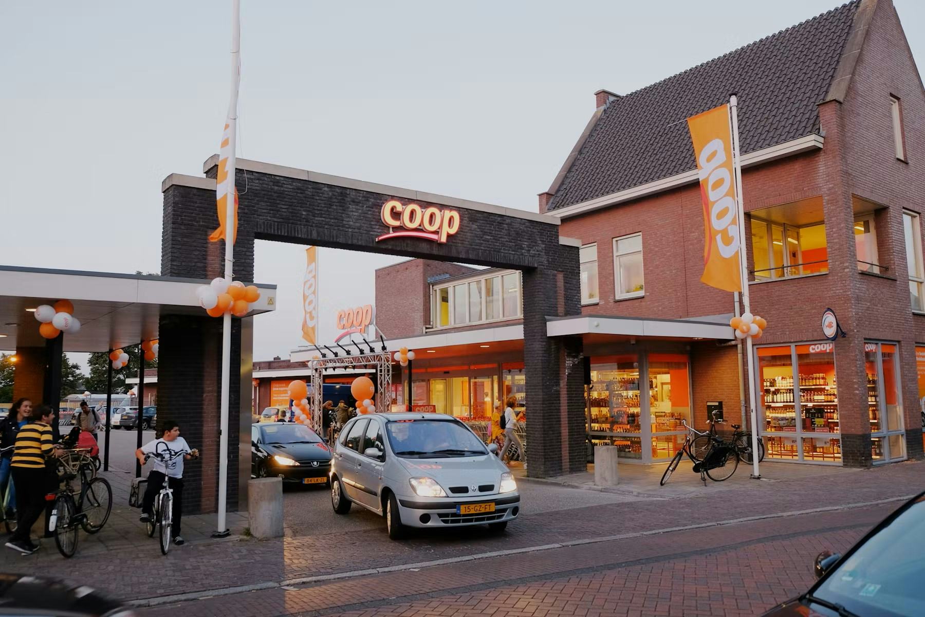 De Emté in Kootwijkerbroek heropende in 2019 als Coop. Volgend jaar wordt de Coop weer een Plus.