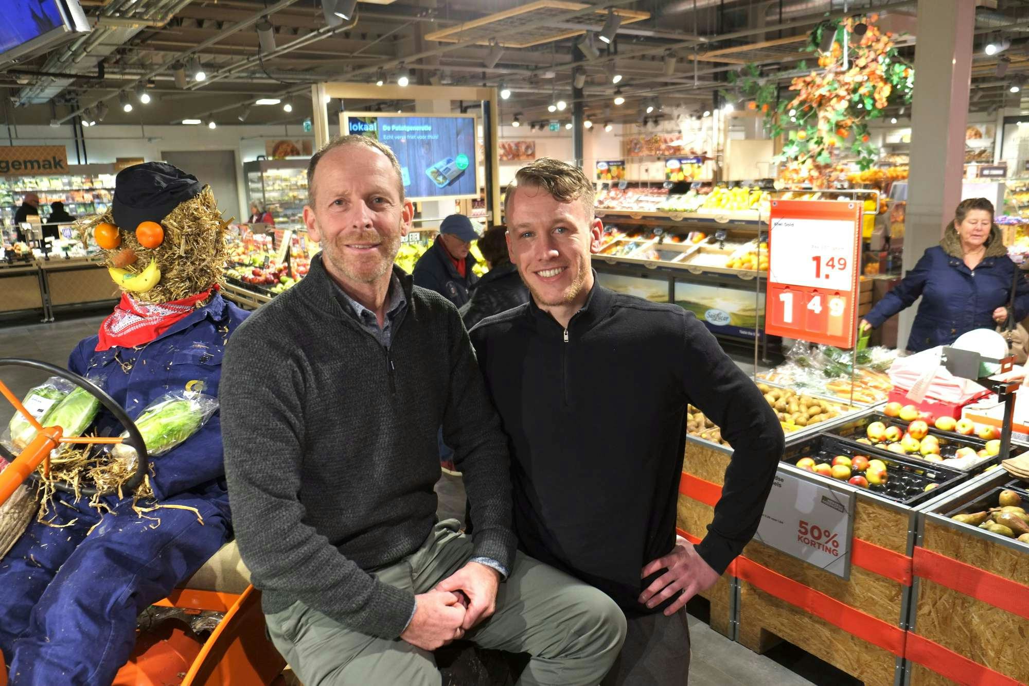Elroy Verhoeven (L) en Michael van Holten. ‘Het is lastig om jonge medewerkers te vinden.’Foto: Distrifood
