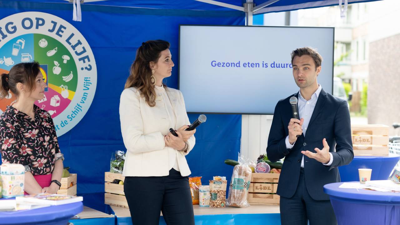 Quirine de Weerd van Lidl (tweede van links). Foto: Herbert Wiggerman